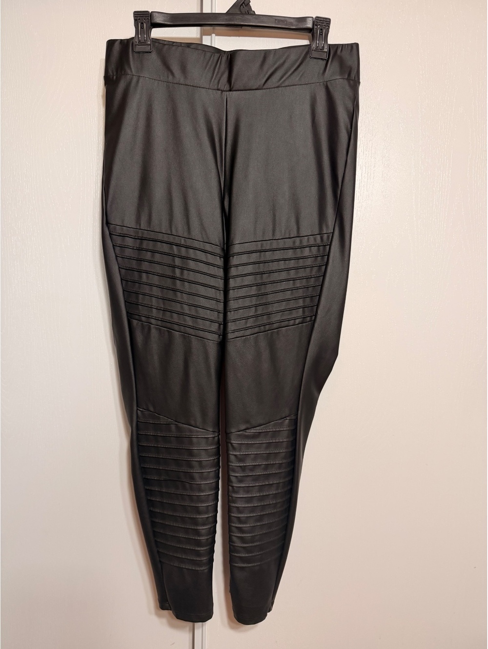 Torrid Size 1 Black Faux Leather Moto Leggings Ponte Stretch Pants Women’s